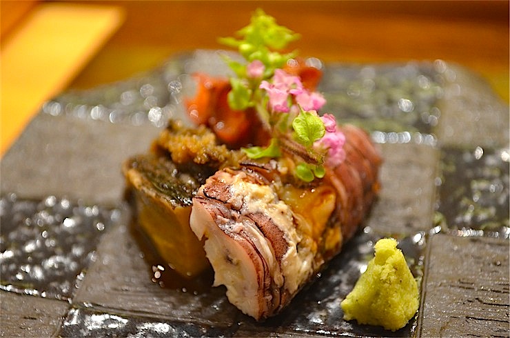 michelin guide hokkaido michelin star restaurants japan otaru sushi restaurant isezushi best uni best sushi local specialties shako shrimp
