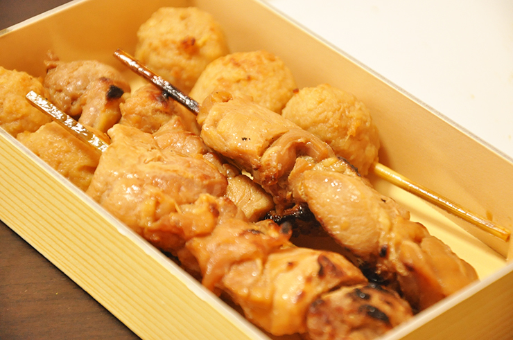 tokyo sumo stadium food Kokugikan Yakitori chicken bento box