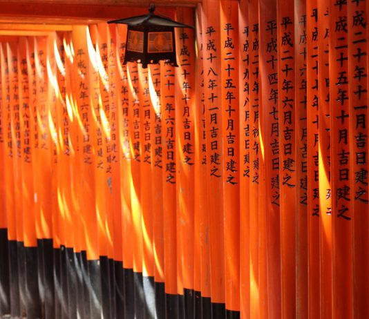 Trekking Kyoto’s Fushimi Inari Shrine Fushimi Inari - attractions in japan, japan attractions, best attractions japan, things to do in japan