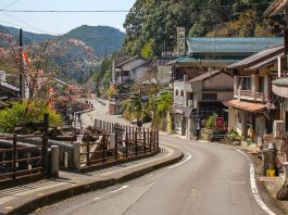 Things to do in Yunomine Onsen japan-wakayama-yunomine-onsen-hotspring-spa-kumanokodo-header