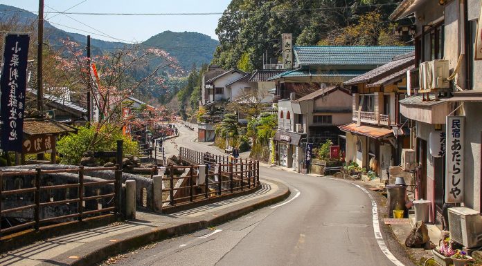 Things to do in Yunomine Onsen japan-wakayama-yunomine-onsen-hotspring-spa-kumanokodo-header