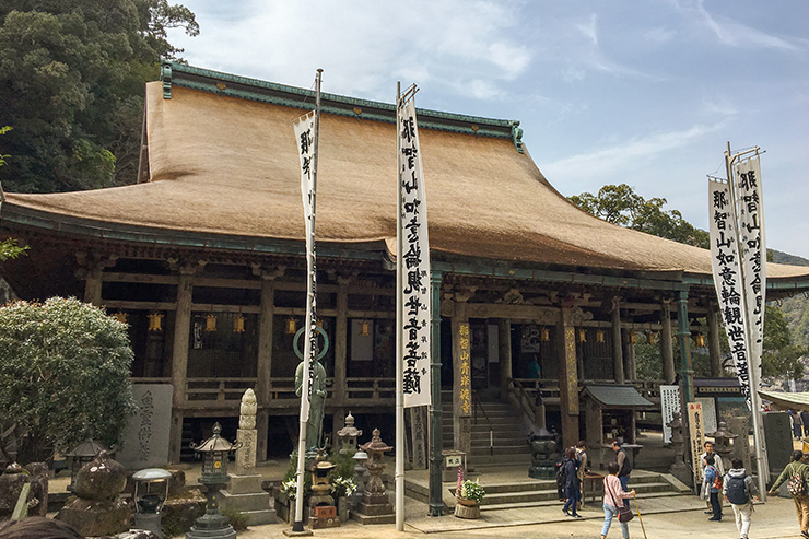 Kumano Nachi Taisha Shrine grounds are always open, but the treasure house is open 8:00 to 16:00 with a small admission fee. 