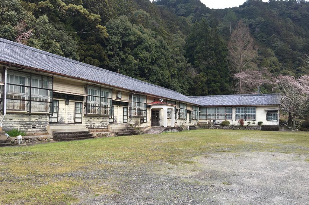 There was also a public toilet at what looked to be an abandoned school. 