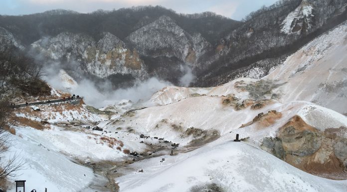 Why you should visit Jigokudani (Hell Valley) in Noboribetsu Onsen