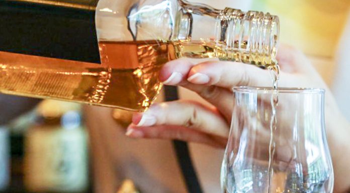 Suntory Yamazaki Whisky Distillery Tours suntory yamazaki distillery whisky whiskey