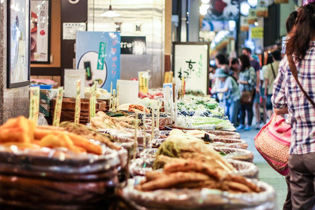 nishiki market shopping pickles