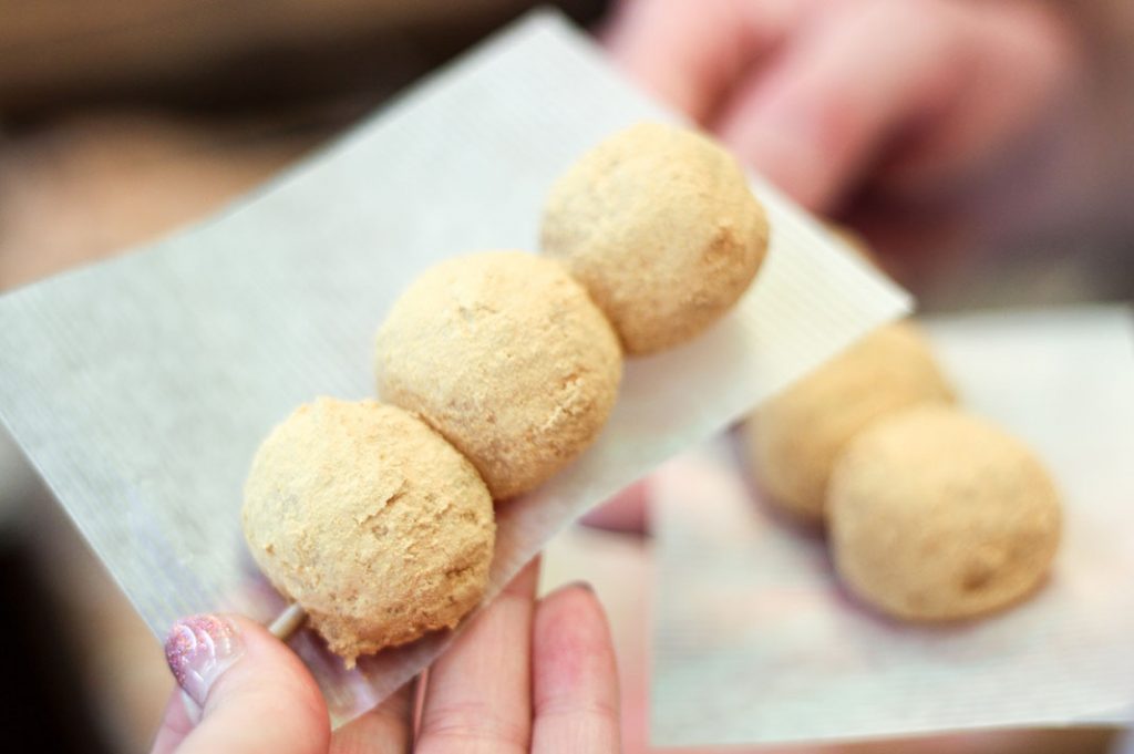 nishiki market restaurants dango kyoto