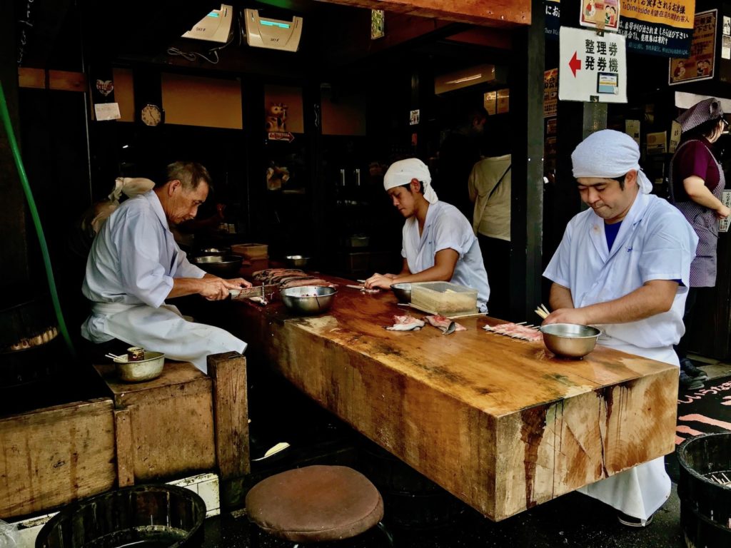 Eel preparation station