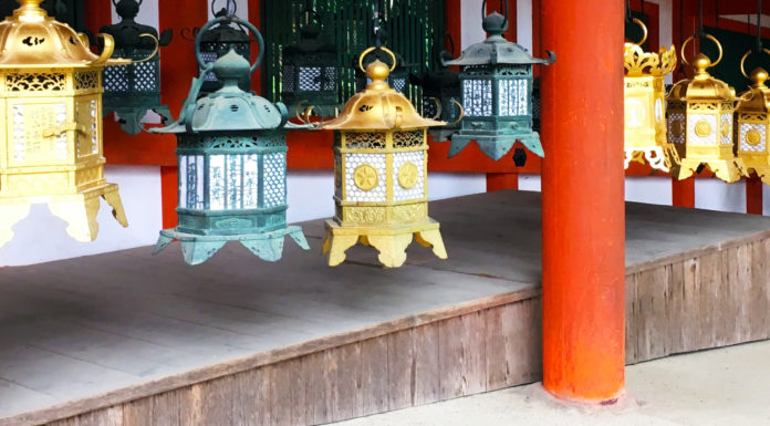 Kasuga Taisha Shrine: The 3,000 Lantern Shrine in Nara Deer Park