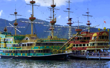 Avast Ye! Climb aboard Hakoneās Pirate Ships (a.k.a the Hakone Sightseeing Cruise)