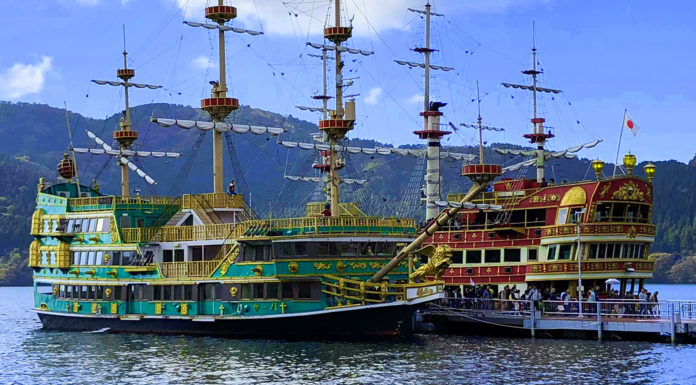 Avast Ye! Climb aboard Hakone’s Pirate Ships (a.k.a the Hakone Sightseeing Cruise)