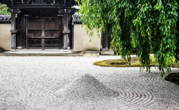 The Tranquil Gardens of Kodaiji Temple: A Higashiyama Must
