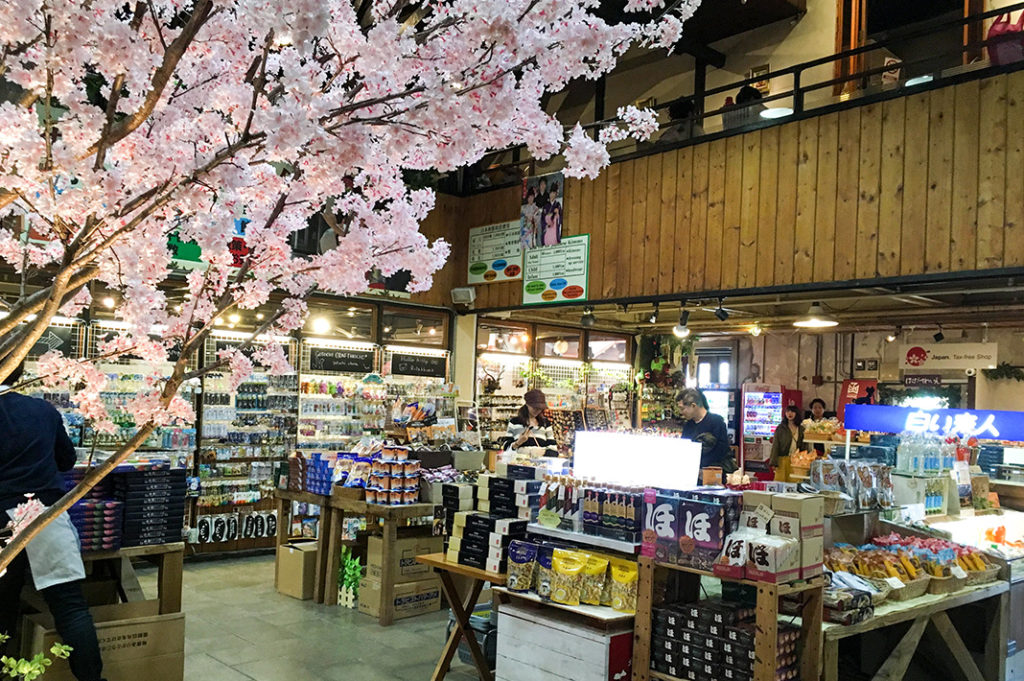 Drop by the Kanemori Red Brick Warehouse to stock up on local crafts and souvenirs