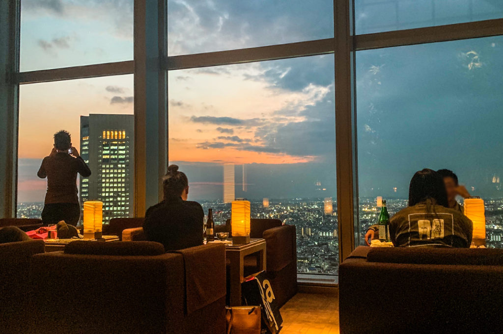 Peak Bar and Lounge at the Park Hyatt Hotel