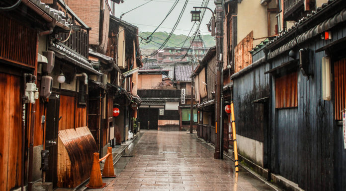 Half-day Kyoto Walking Tour Part 1: Gion to Kodaiji Temple