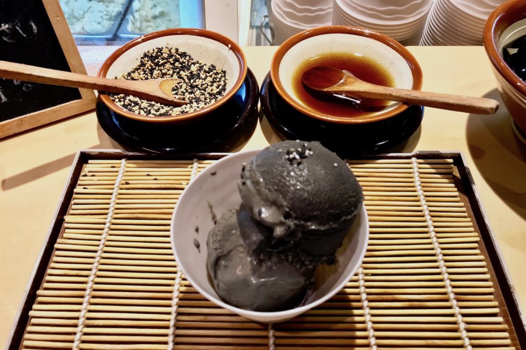 Sesame toppings