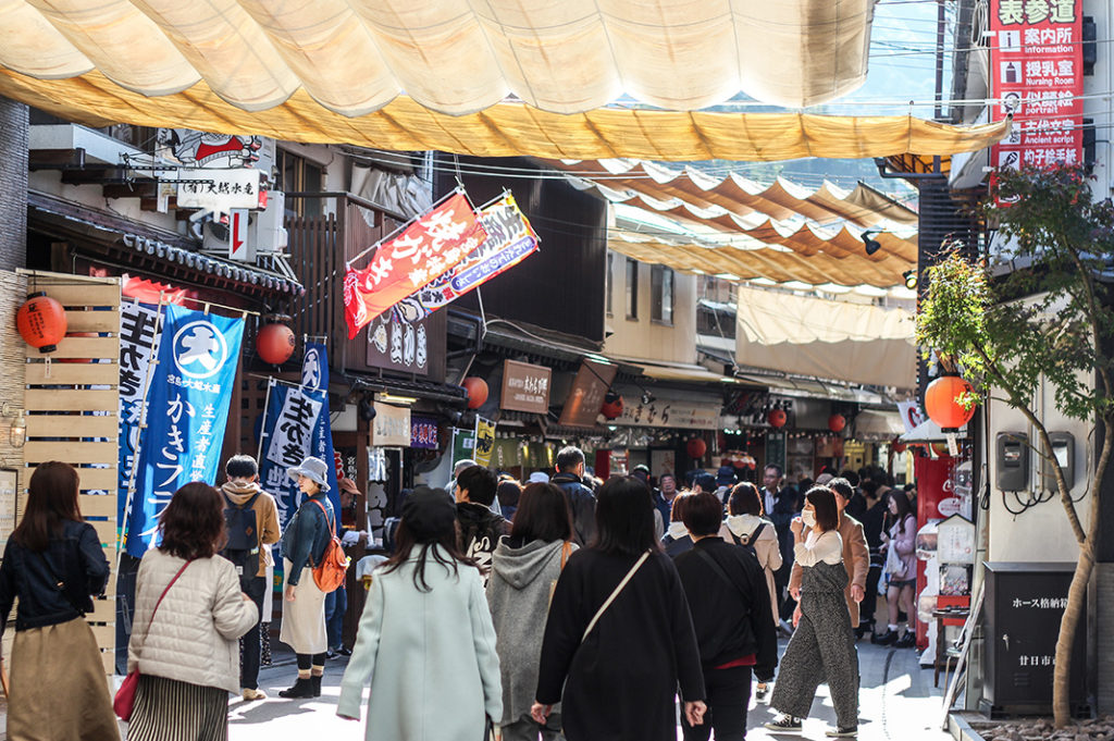 The omotesando shopping street: the perfect place to browse and sample Miyajima foods