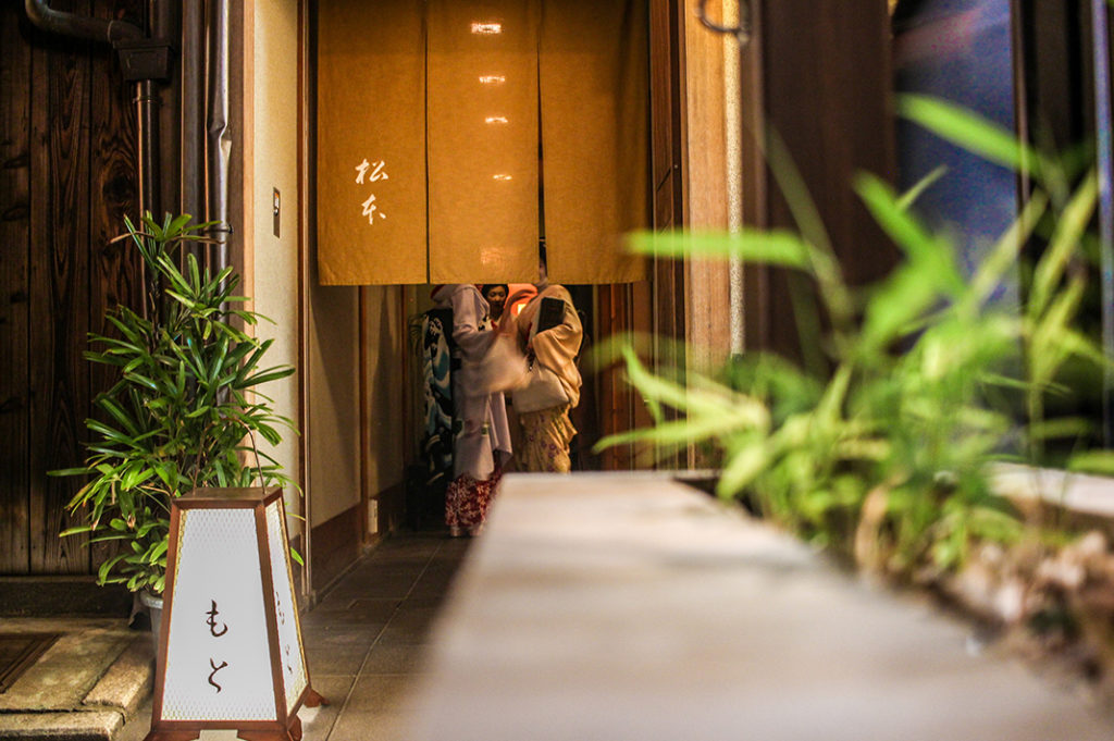 Things to do at night in Kyoto:  geisha spotting in Pontocho 