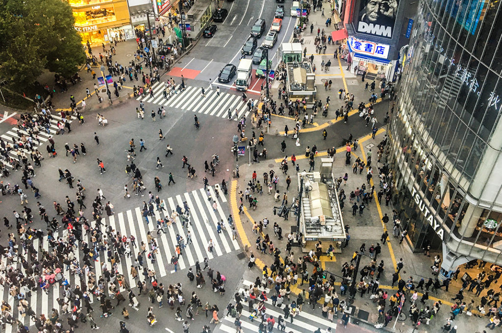 Photo view of the Shibuya Crossing from Magnet