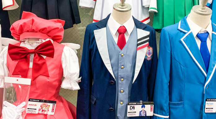 Exploring Cosplay Shops in Tokyo. Destination: Akihabara.