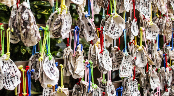 Hillside Delights and Giant Buddhas at Hasedera Temple, Kamakura