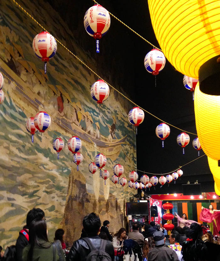 Explore Showa Yokocho in Inuyama during a day trip from Nagoya