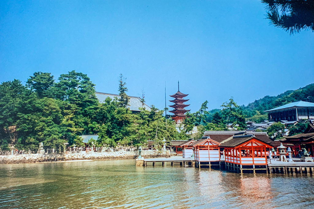 Senjokaku and the Pagoda of the Toyokuni Shrine