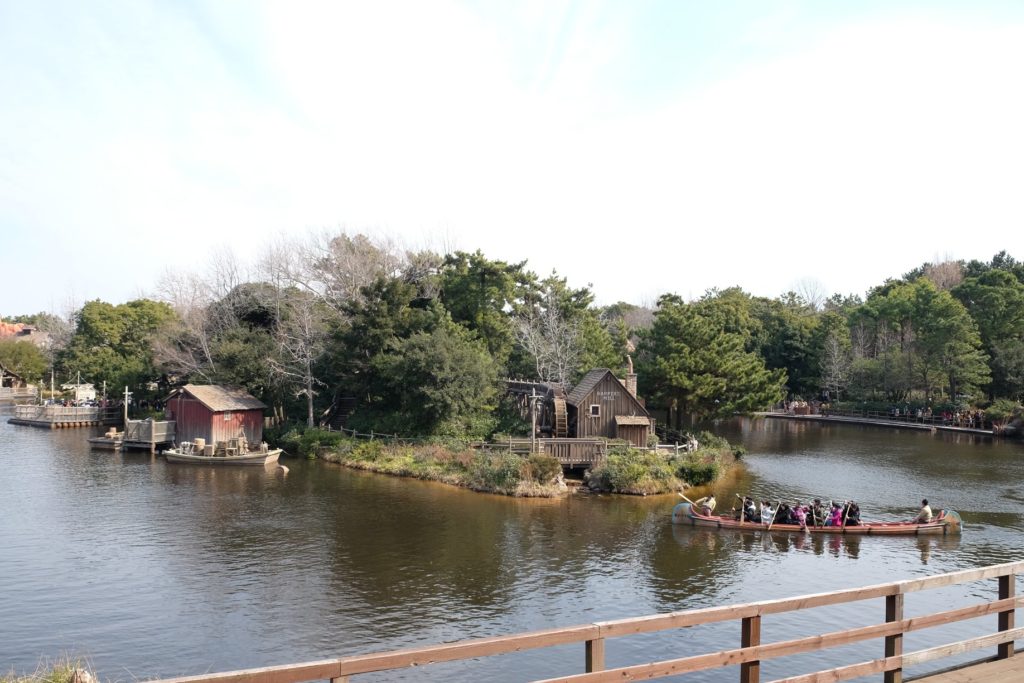 tokyo disneyland creek