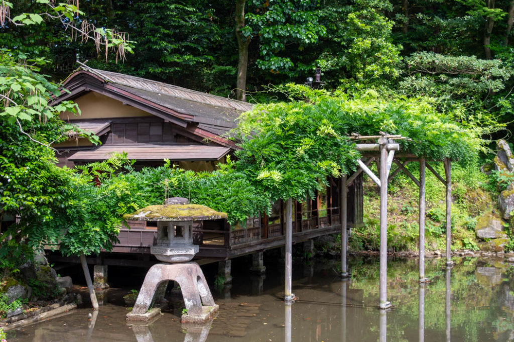 A teahouse in Kenrokuen Garden