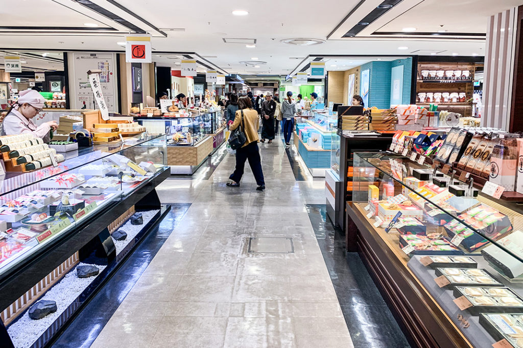 Tokyu Food Show Depachika at Shibuya Station