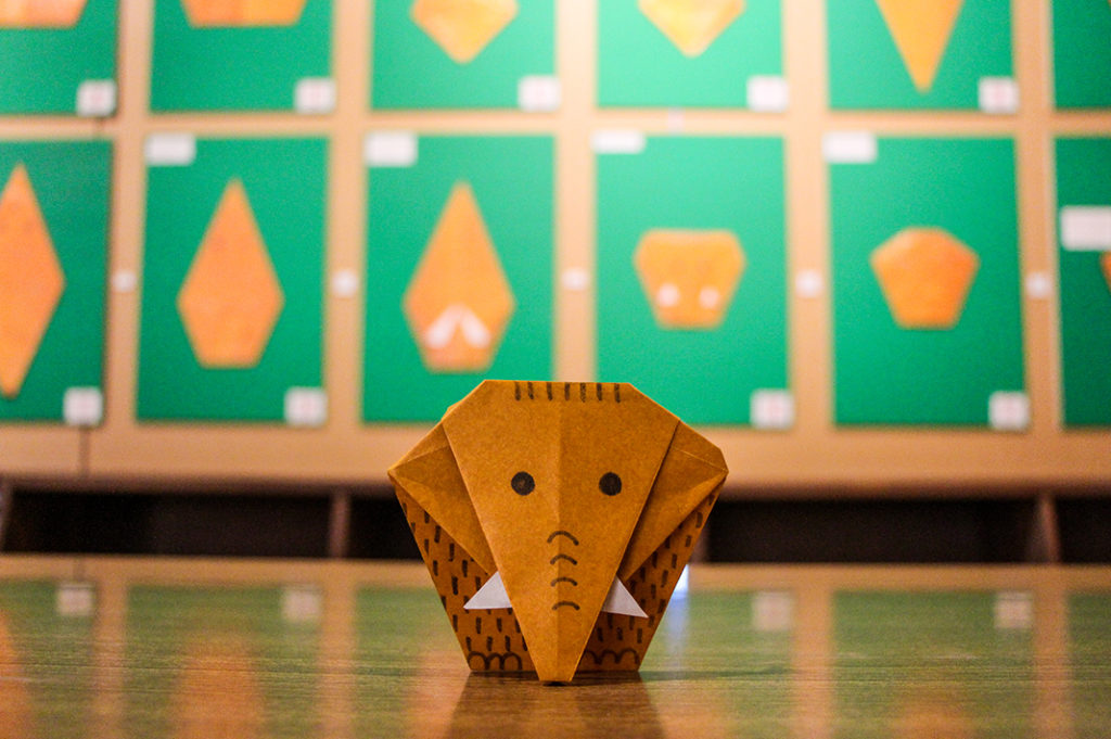 Elephant origami 