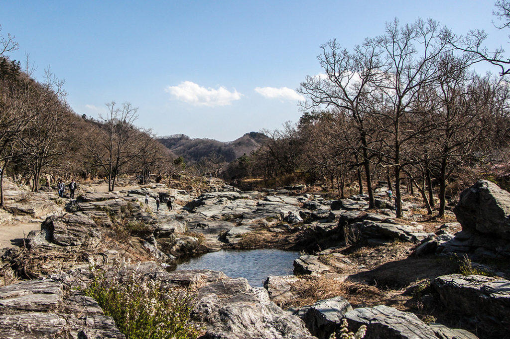 Explore the curious Iwadatami rock formation in Nagatoro, Saitama.