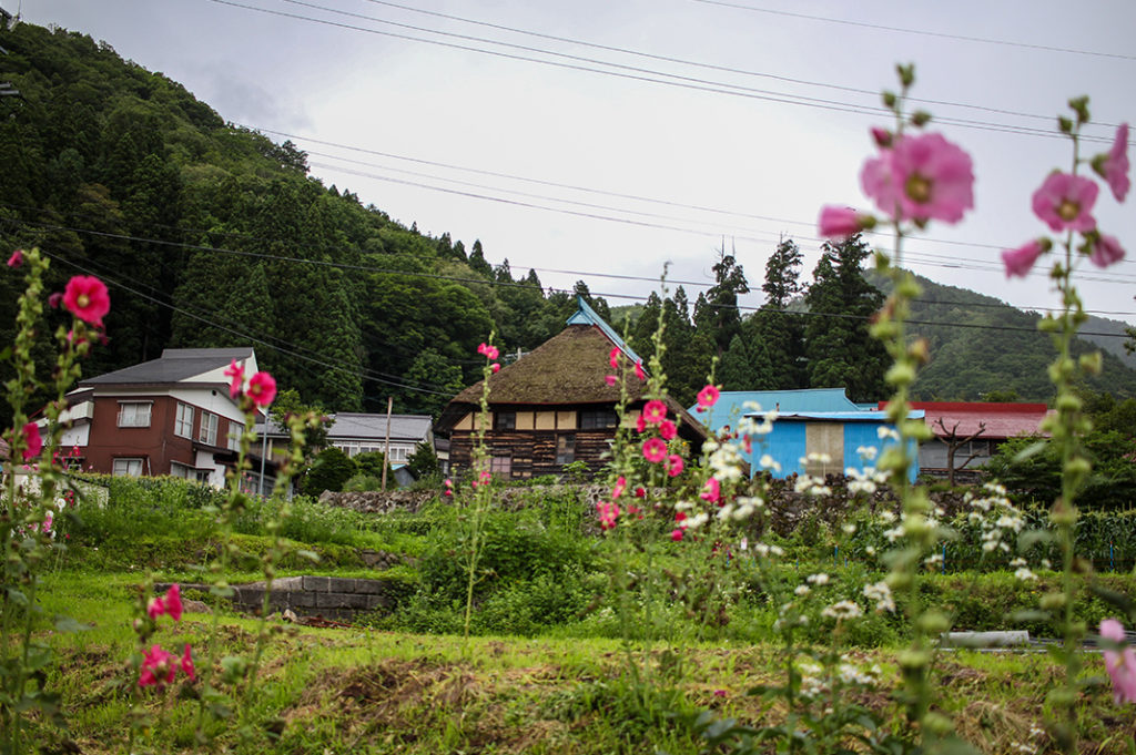 The 15km Lake Nojiri Loop Course offers quiet vistas, ancient trees and glimpses into rural life as you walk around an idyllic glacial lake.