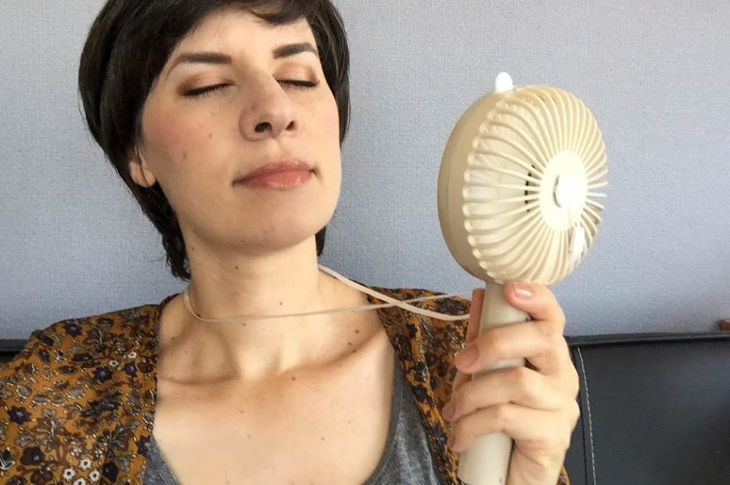 USB-charged fan: an innovative summer accessory!