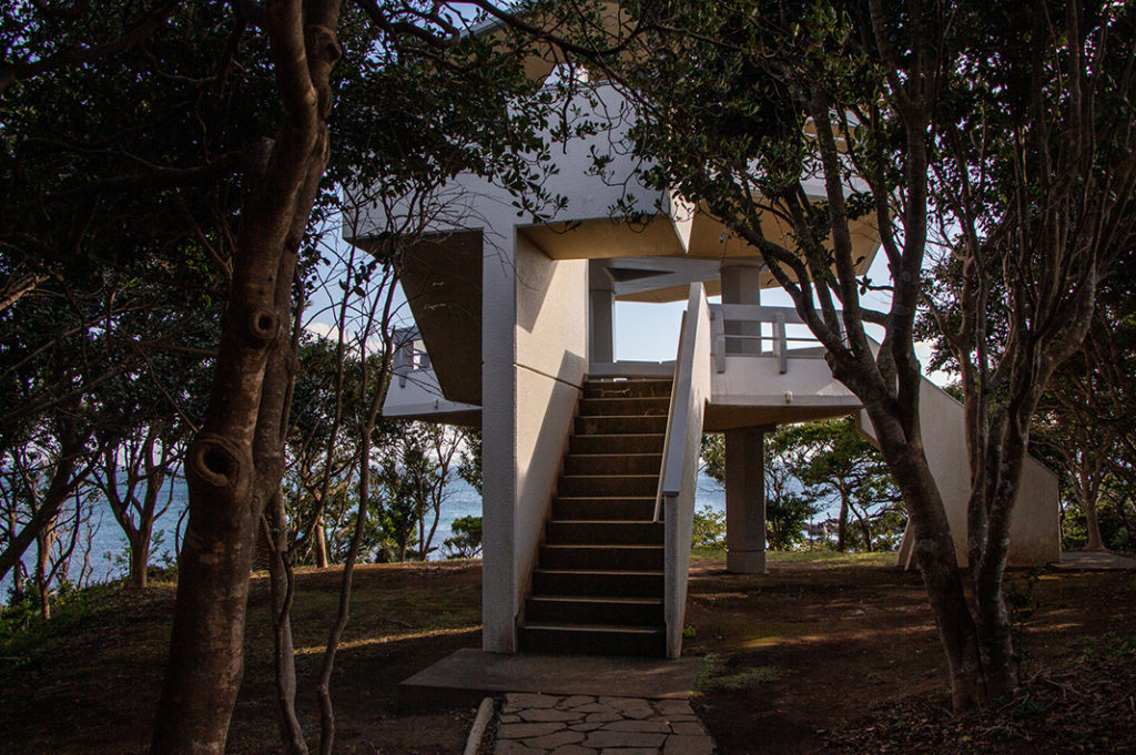 Observation deck at Abunze Visitor Center 