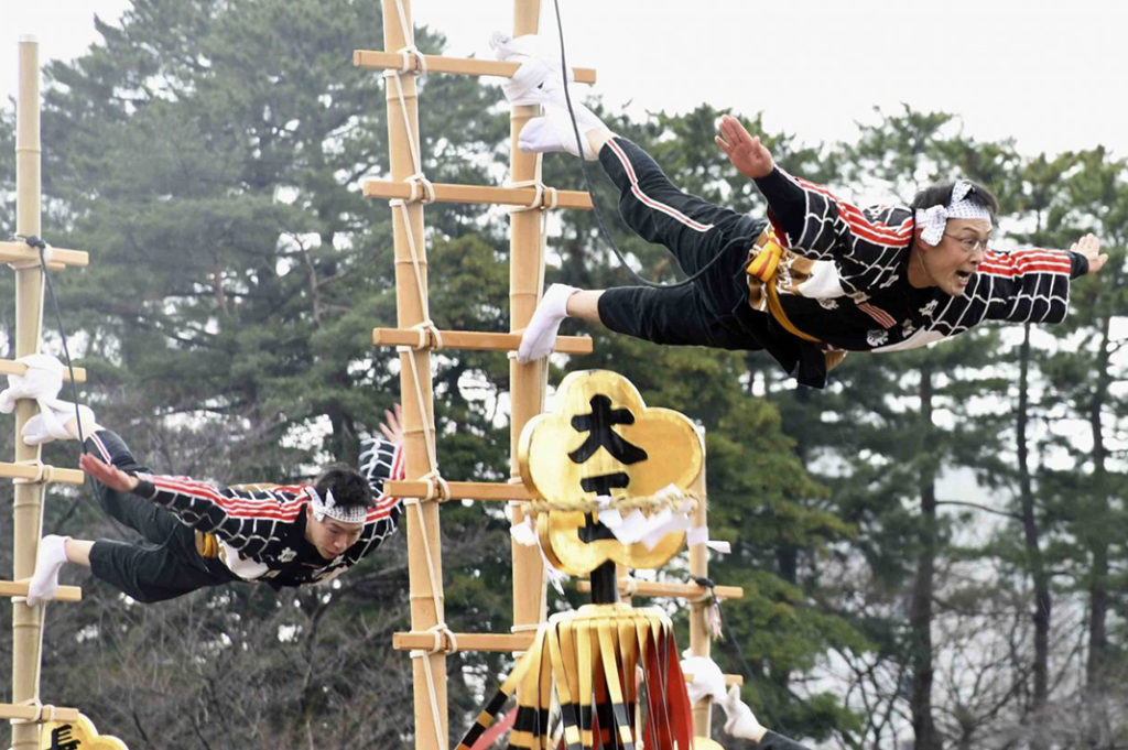 kanazawa firefighter festival kaga tobi