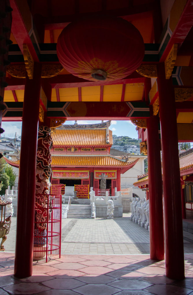 Confucius Shrine is the only authentic Chinese-style mausoleum in Japan, featuring rare objects, national treasures and Chinese architecture.