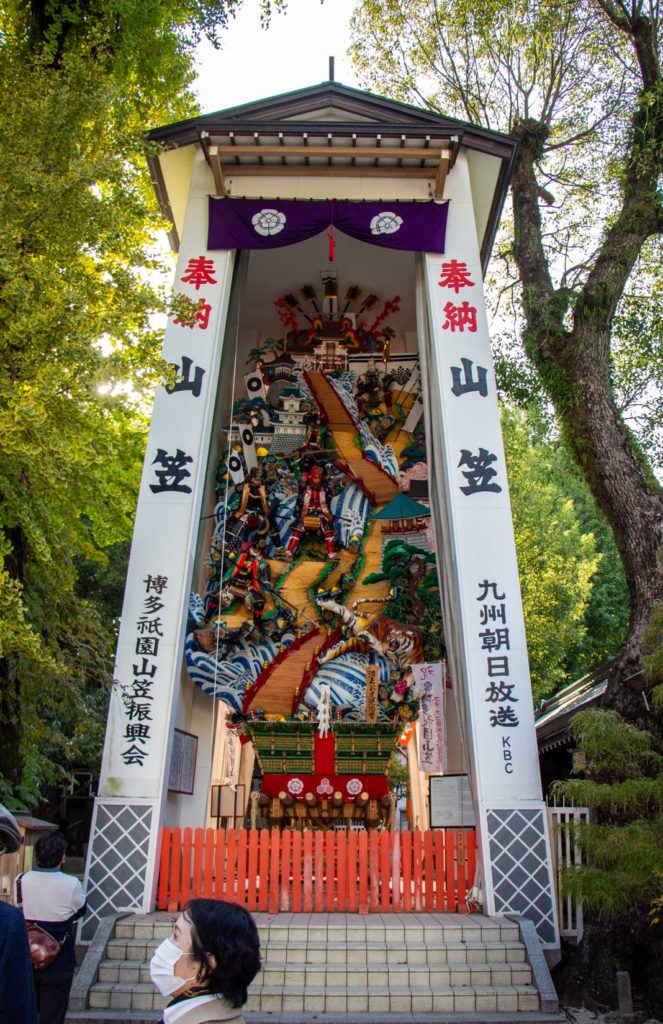 Kushida Shrine, with an impressive parade float, fountain of youth and  many more surprises, is one of our favourite Shinto shrines in Fukuoka!