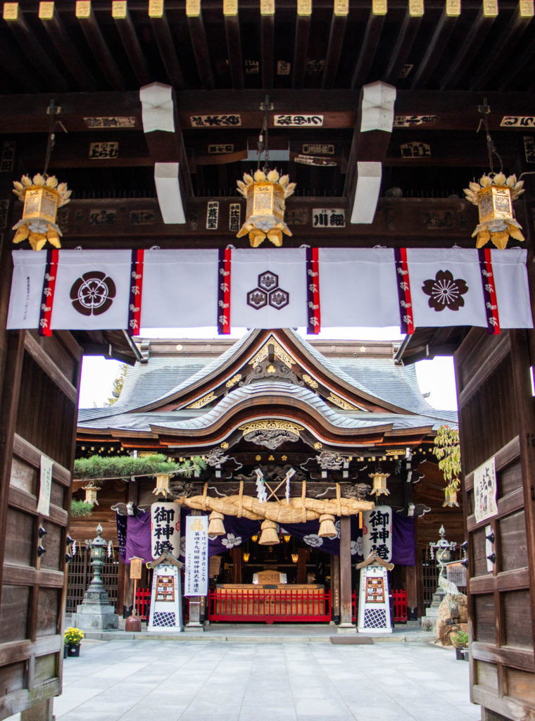 Kushida Shrine, with an impressive parade float, fountain of youth and  many more surprises, is one of our favourite Shinto shrines in Fukuoka!