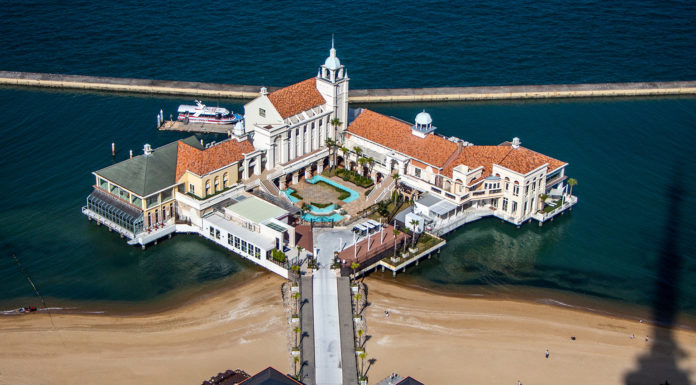 Fukuoka City Beach Park & Momochi Seaside Park