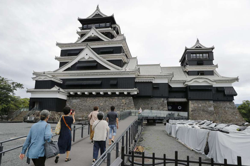 Kumamoto Castle - the heart of the city