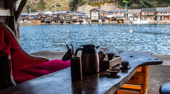 Chinzao: Taiwanese Tea House in Ine Village