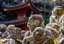 Art, Tranquility, and Synth-playing Monks at Otagi Nenbutsuji Temple