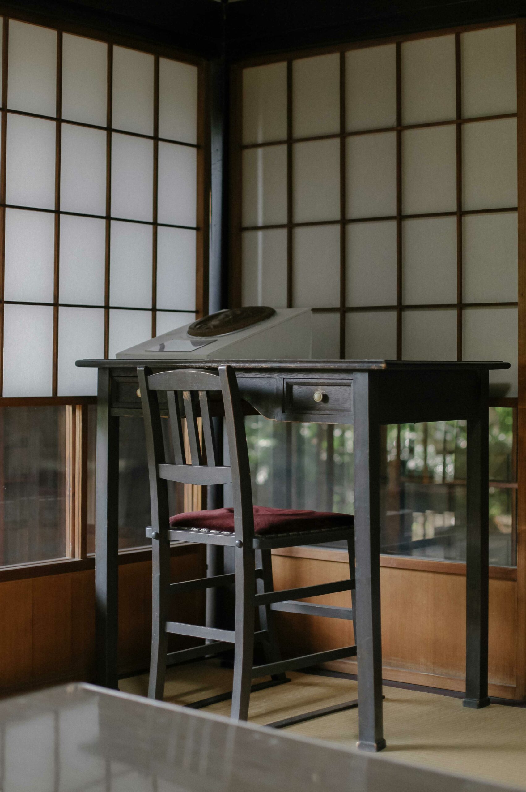 Hearn's desk faces an inner corner, suggesting he wished to avoid distraction.