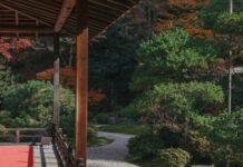 Manshuin Monzeki: A Tale of Two Temples