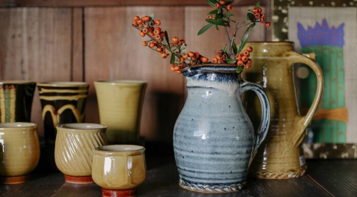 Osaka Mingeikan: Folk Crafts Find a Home in Kansai