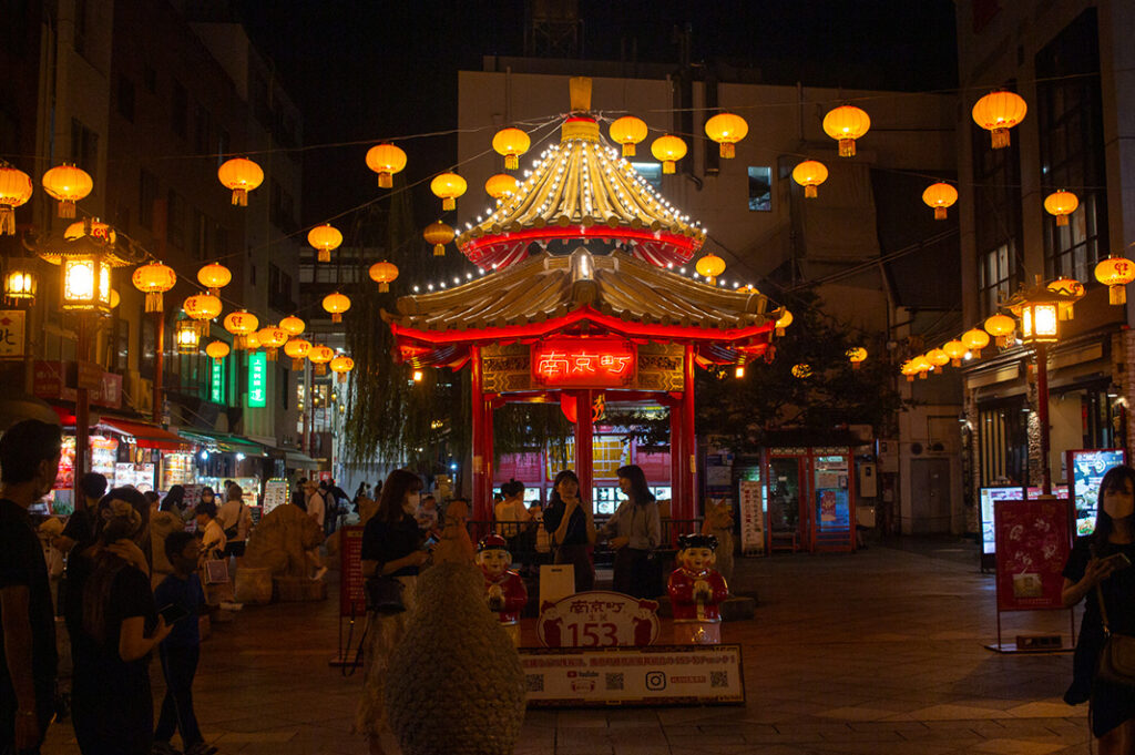 Kobe Chinatown Nankinmachi at night